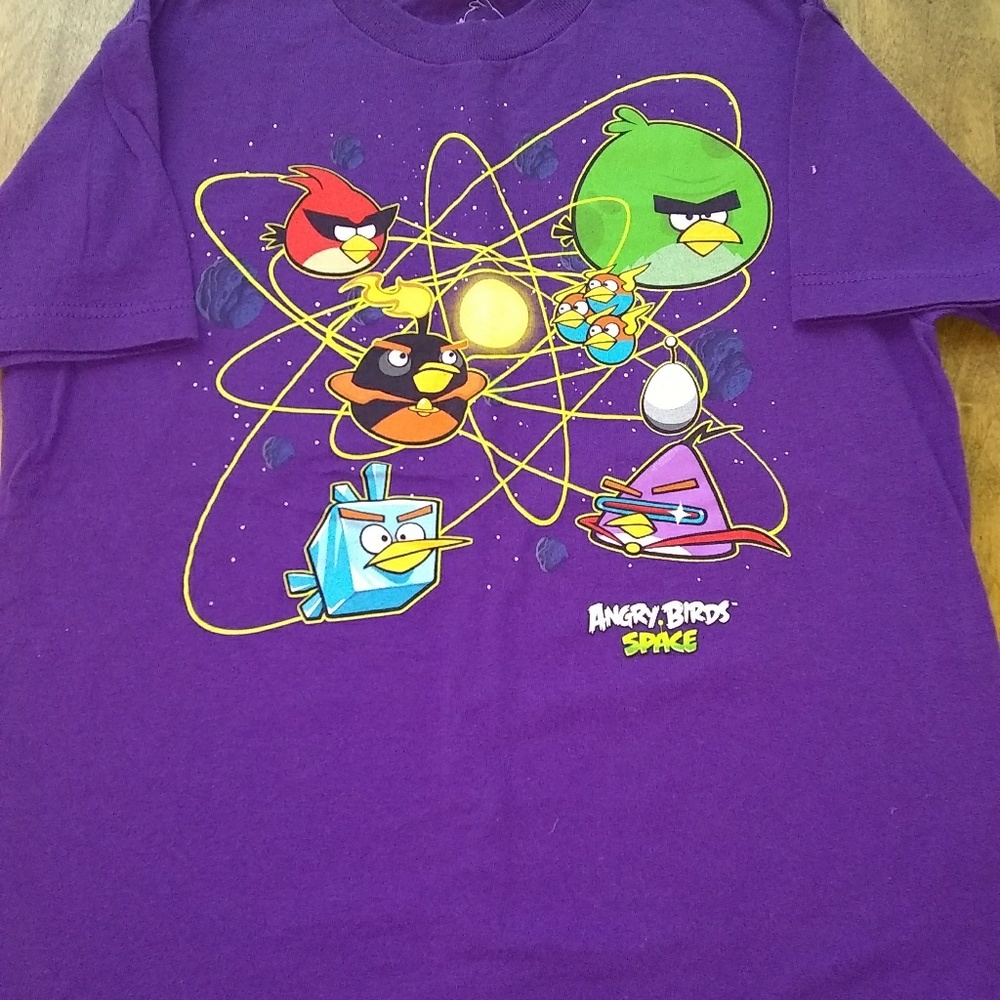❤️5 for $18❤️ Angry birds boys T-shirt